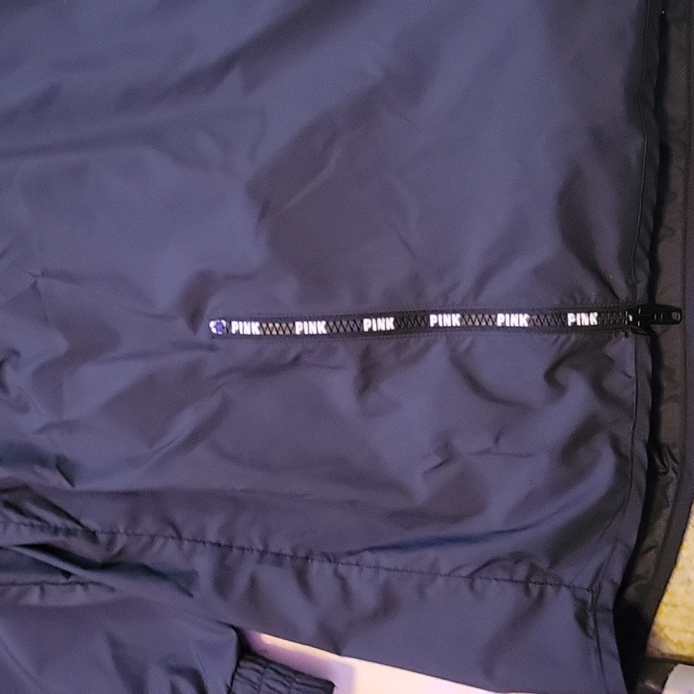 Black jacket - Picture 5 of 6